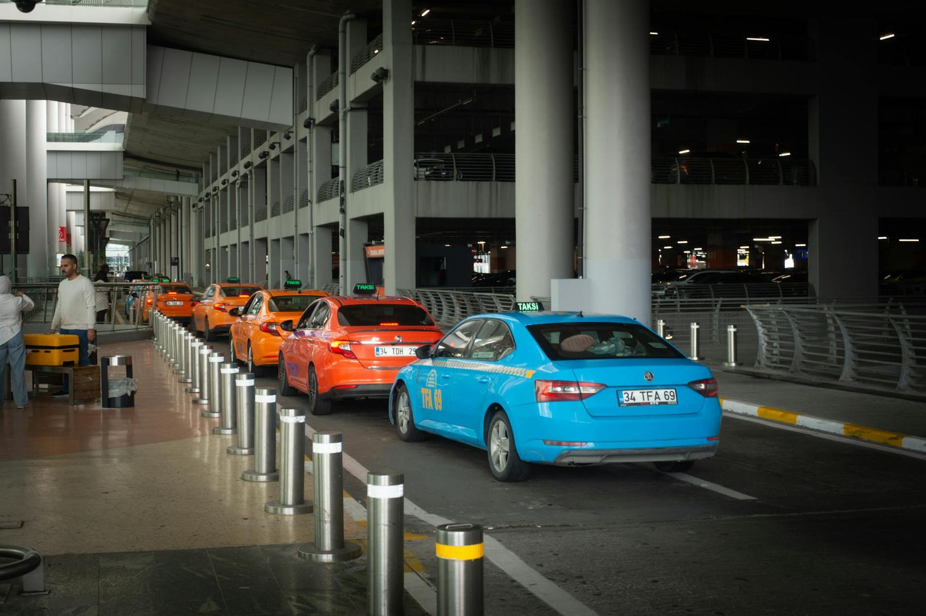 Taxi rank at airport arrivals similar to Auckland Airport Transport Hub