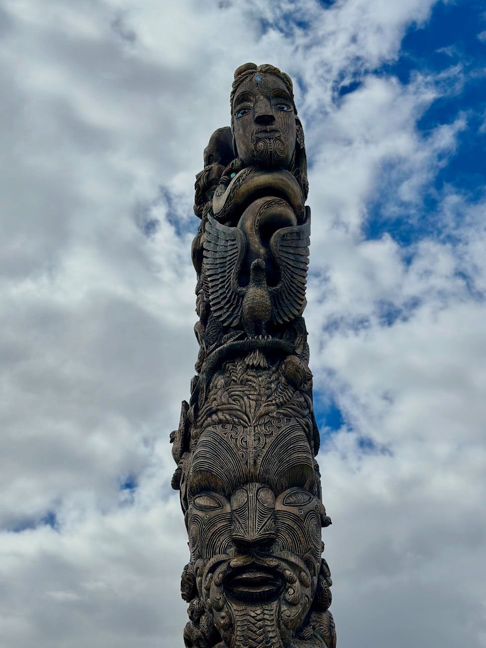 Traditional Māori wood carving showcasing intricate New Zealand cultural artistry