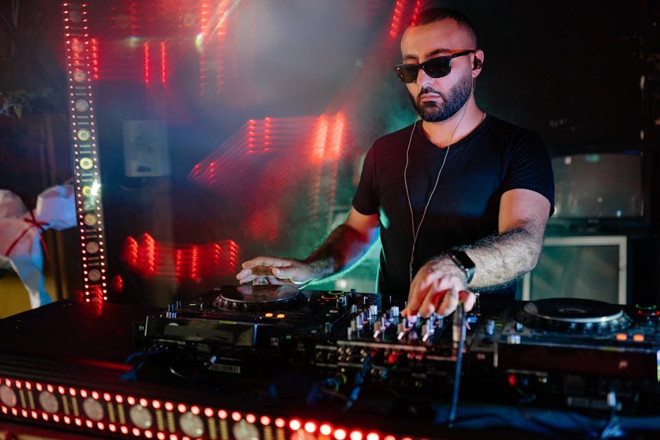 best clubs Auckland — DJ booth