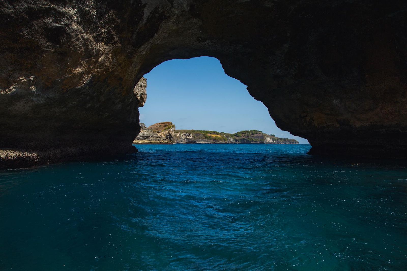 Bay of Islands day trip — Hole in the Rock