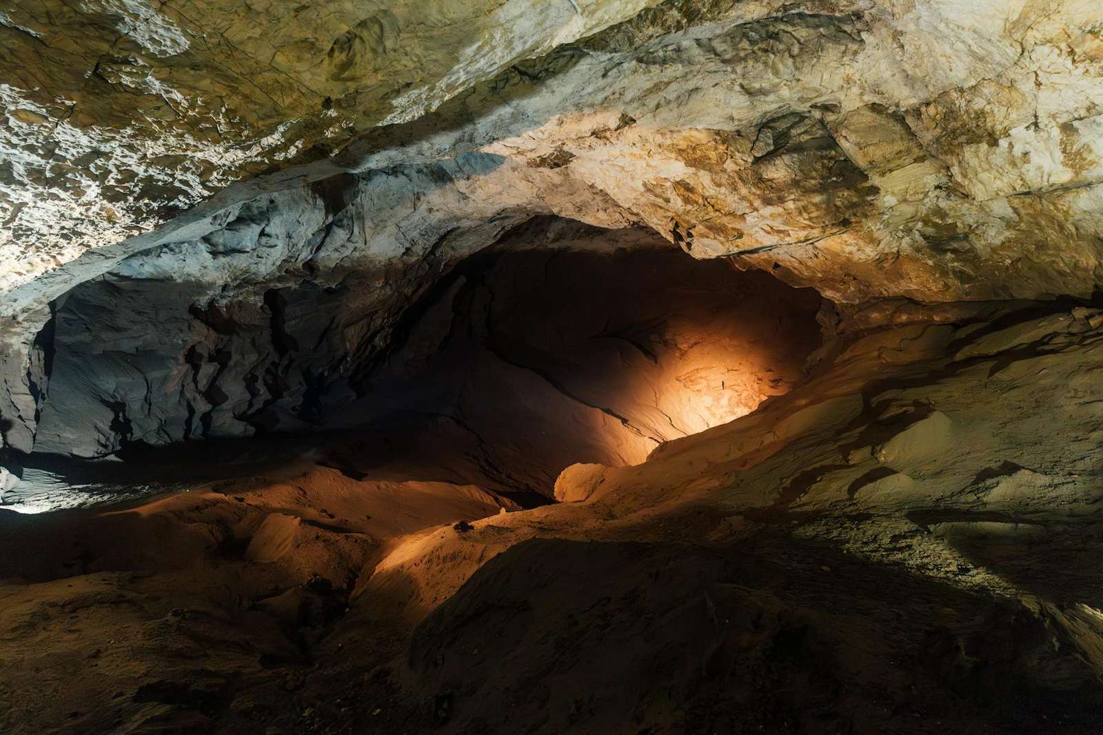 Limestone cave at Waitomo — stalactites and stalagmites underground