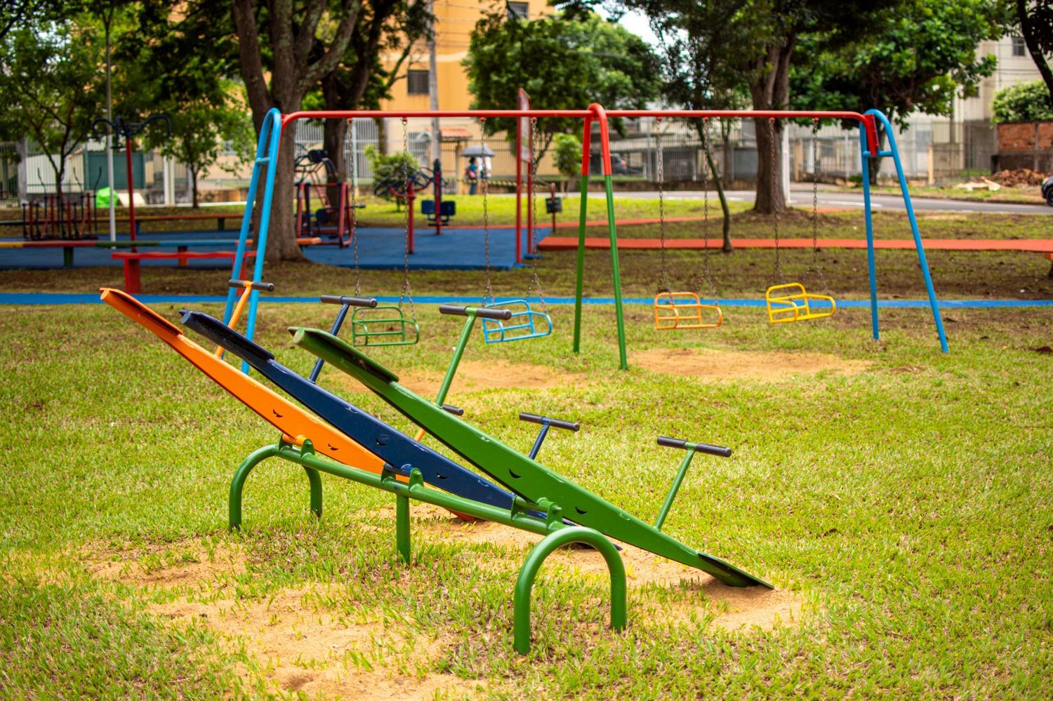 Kids at a free playground, one of the best free things for kids Auckland families love