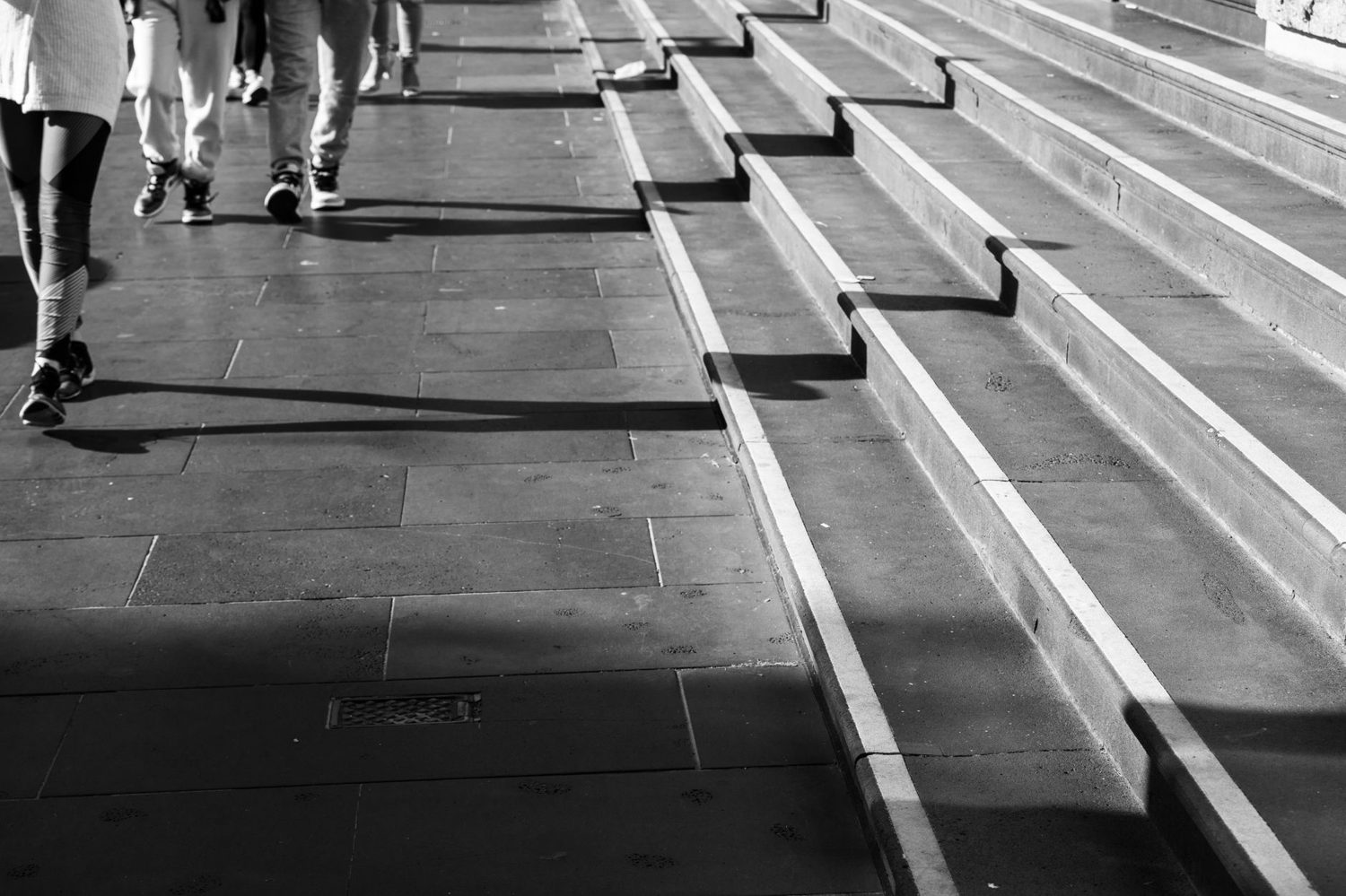 Is Auckland safe for tourists - people walking a sunny central city street