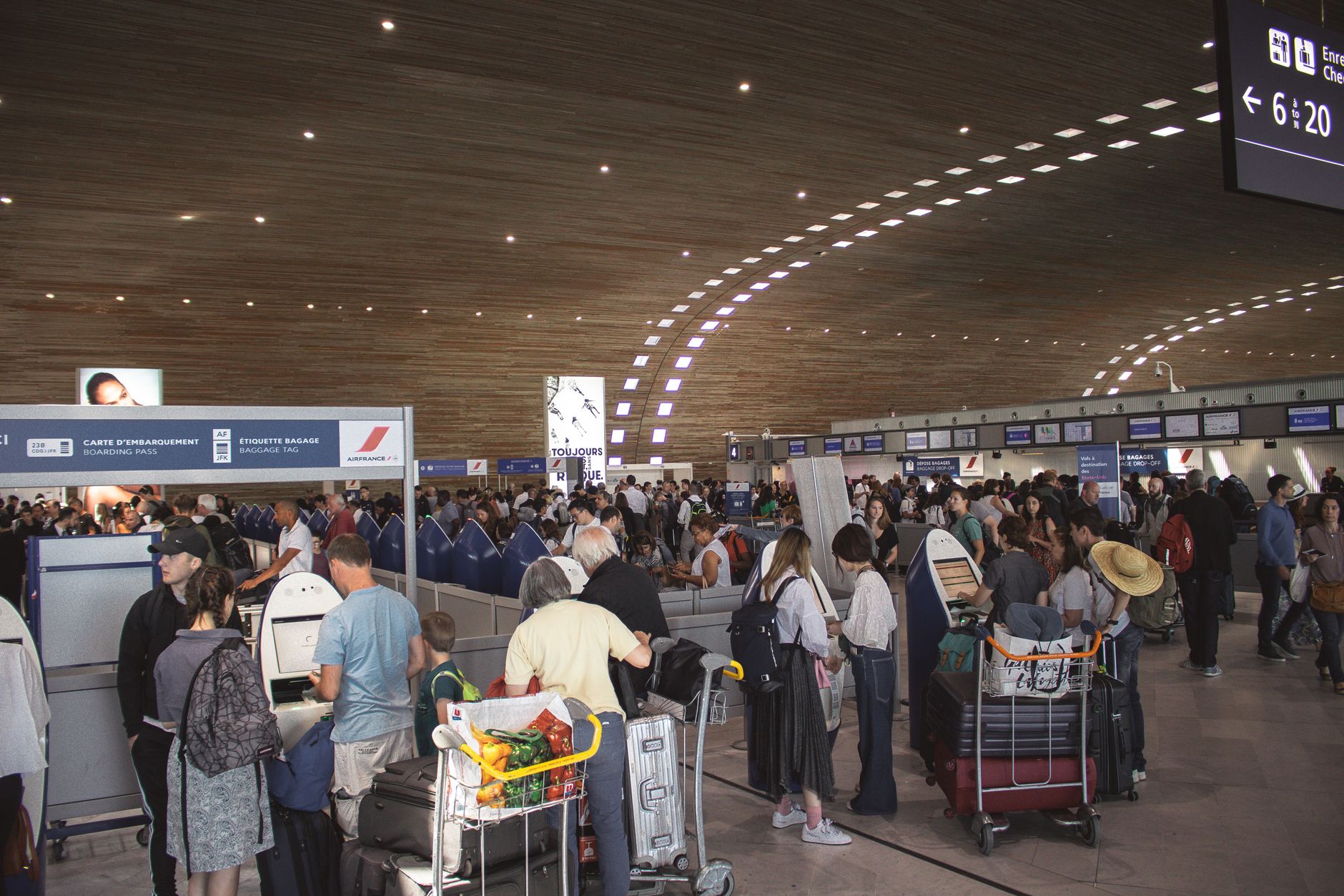 The arrivals and immigration hall at Auckland Airport